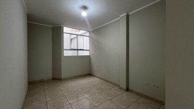 DEPARTAMENTO En Residencial Angamos