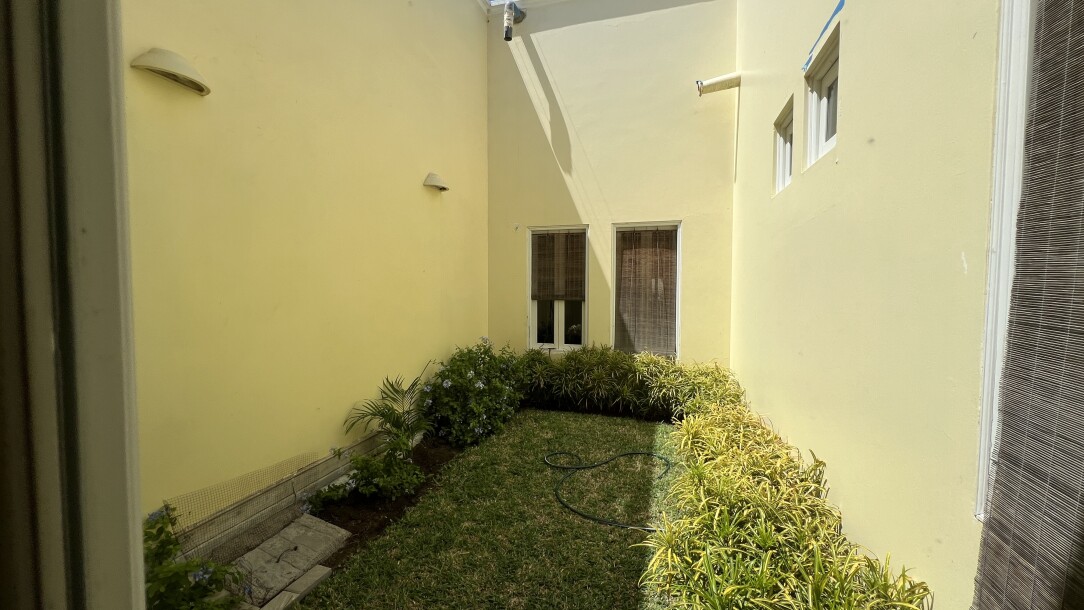 CASA En Urb. Cocos del Chipe-7