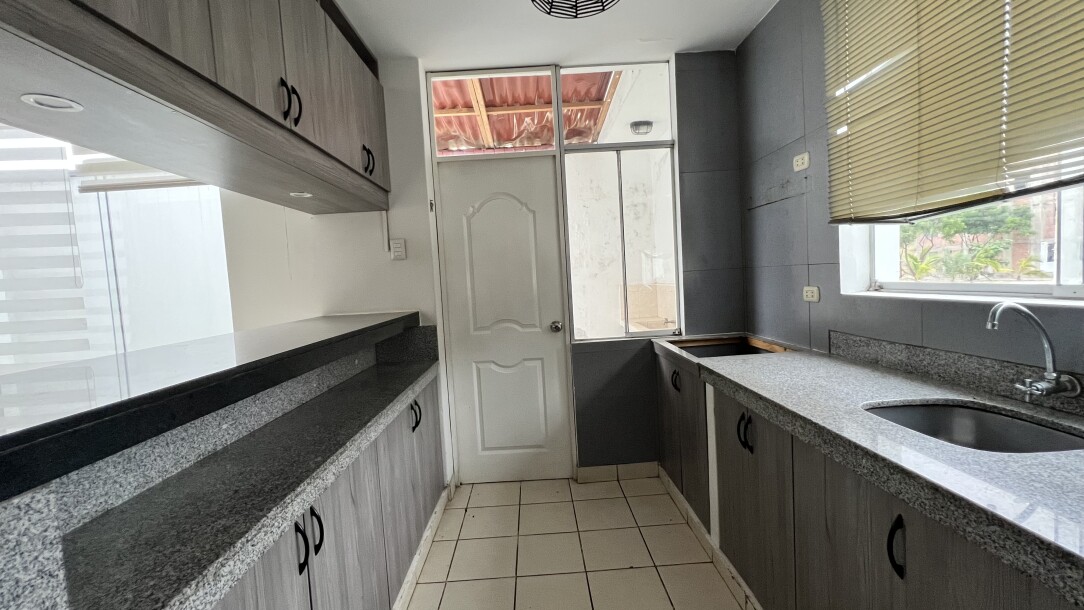 CASA en Urb. Los Corales 1-6