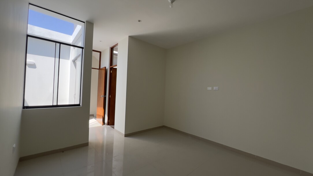 CASA DE ESTRENO En Alameda de Miraflores-15