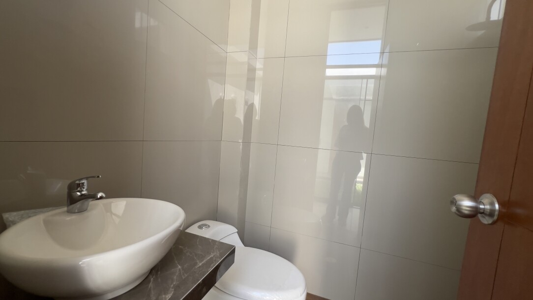 CASA DE ESTRENO En Alameda de Miraflores-11