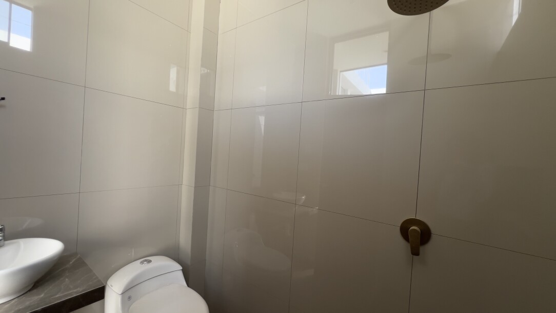 CASA DE ESTRENO En Alameda de Miraflores-10
