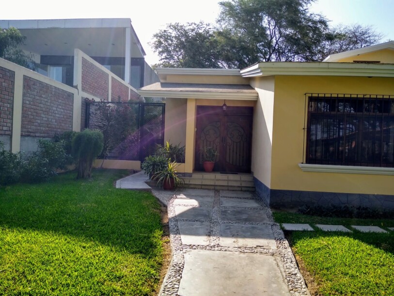 CASA En Urb. La Providencia-2