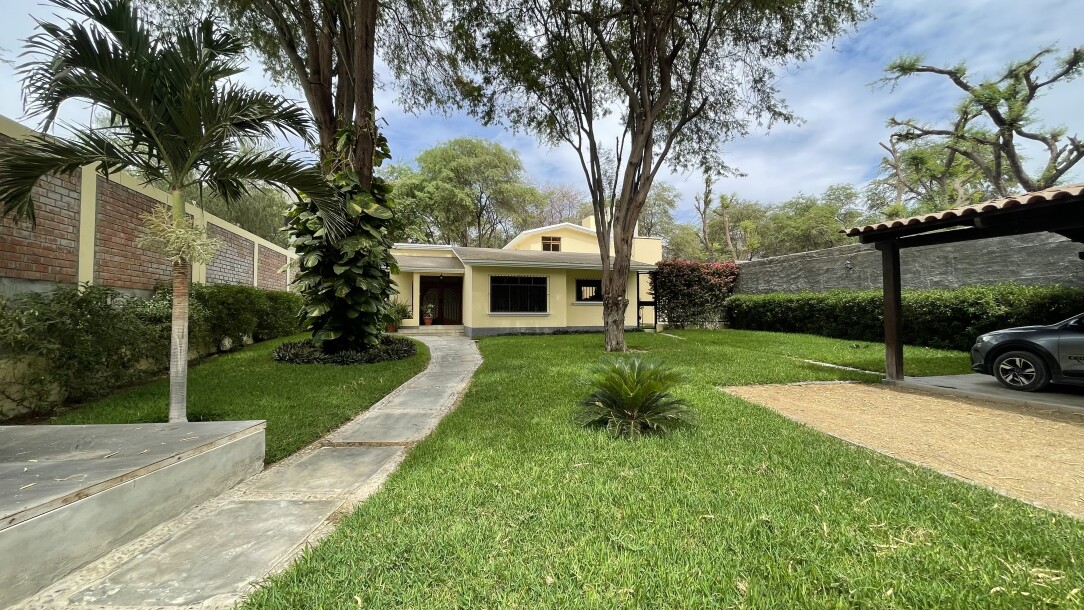CASA En Urb. La Providencia-1