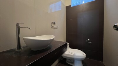 CASA En Condominio Privado, Urb. El Chipe