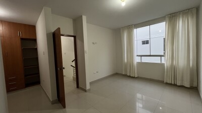 CASA En Condominio Privado, Urb. El Chipe