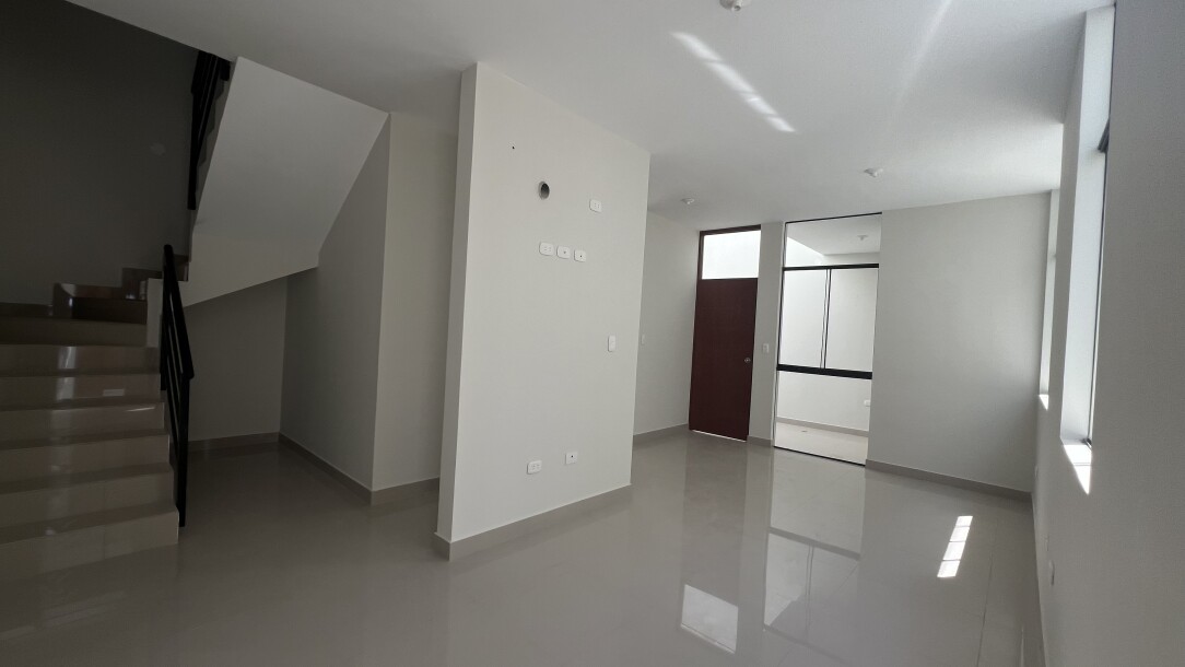 CASA en Condominio Los Altos del Chipe, Piura.-4