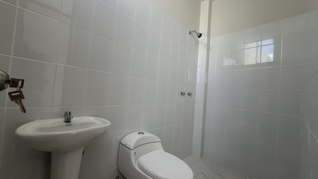 CASA en Condominio Los Altos del Chipe, Piura.-10