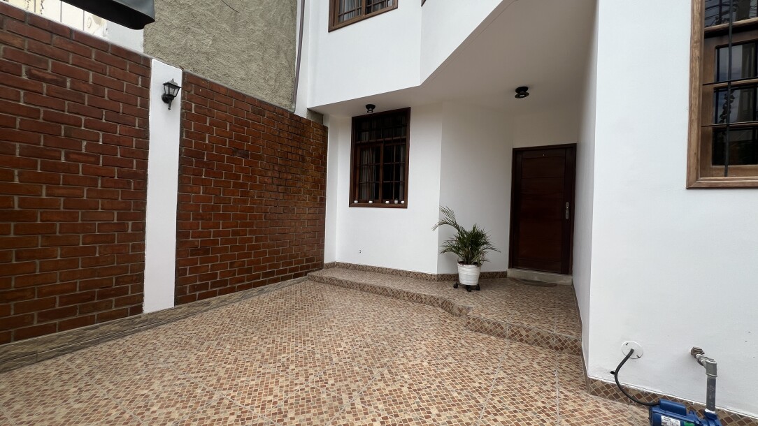 CASA En Urb. Santa Maria del Pinar-2