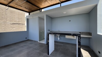 CASA DE ESTRENO Urb. Miraflores Country Club I