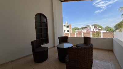 CASA En Urb. Los Geranios (amoblada)