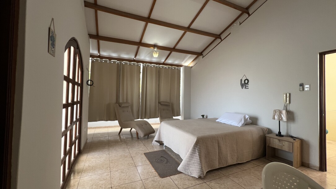 CASA En Urb. Los Geranios (amoblada)-16