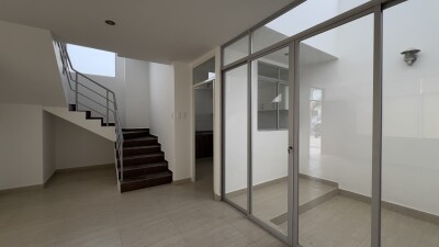 CASA En Urb. El Golf