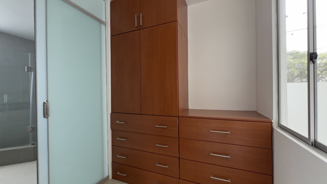 CASA En Urb. El Golf-7