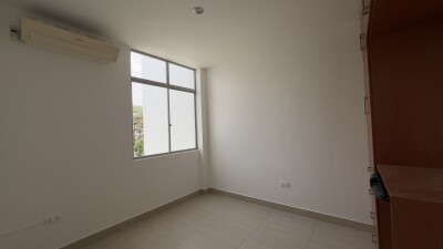 CASA En Urb. El Golf