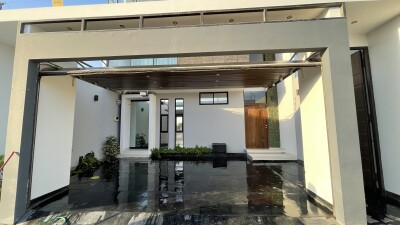 CASA En Urb. Los Corales I