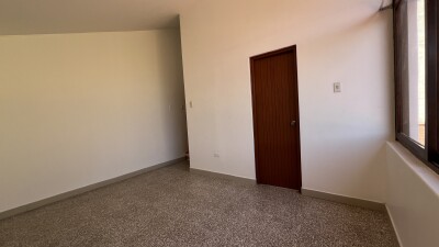 CASA En Urb. Los Geranios