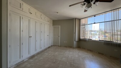 CASA En Urb. Los Geranios