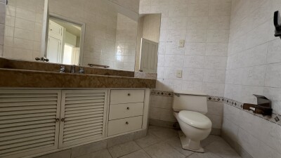 CASA En Urb. Los Geranios