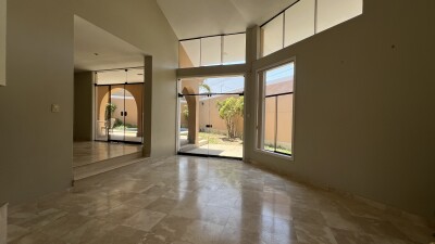 CASA En Urb. Los Geranios