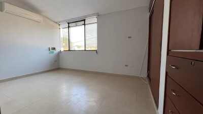 CASA En Urb. Los Geranios