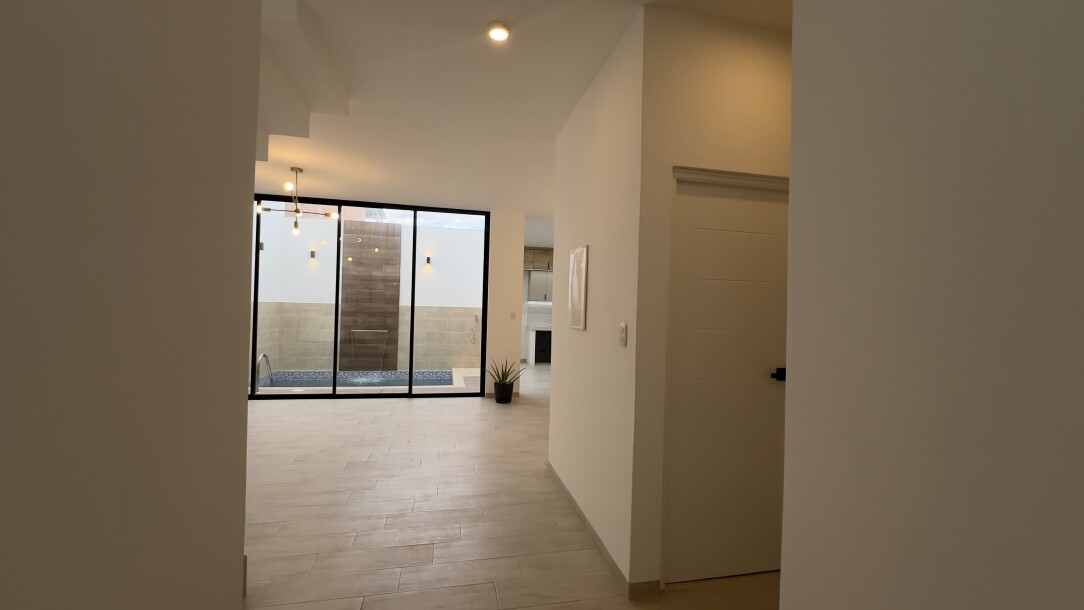 CASA DE ESTRENO En Urb. Miraflores Country Club-7