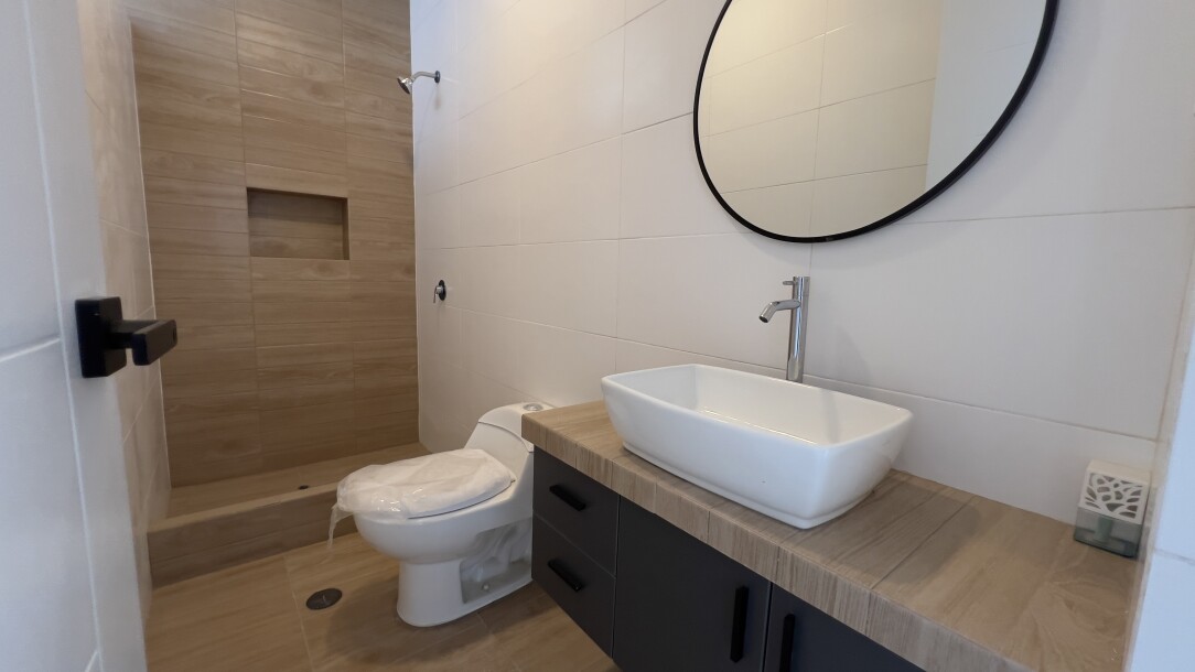 CASA DE ESTRENO En Urb. Miraflores Country Club-29