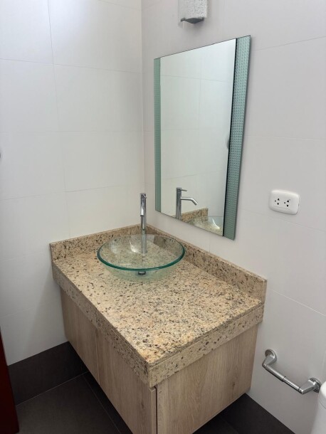 CASA DE ESTRENO En Urb. Miraflores Country Club I-7