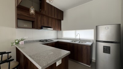 CASA DE ESTRENO En Urb. Miraflores Country Club I