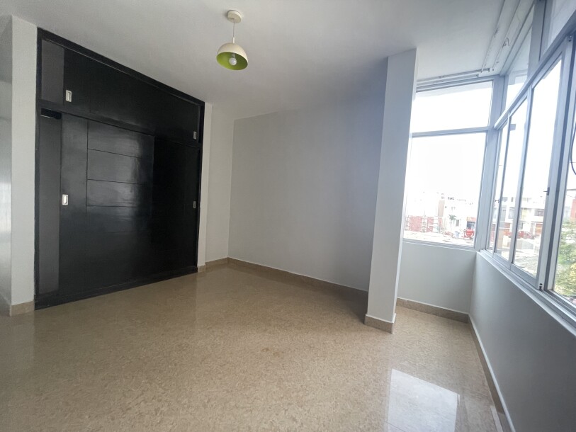 CASA con Piscina En Urb. Miraflores Country Club I-17