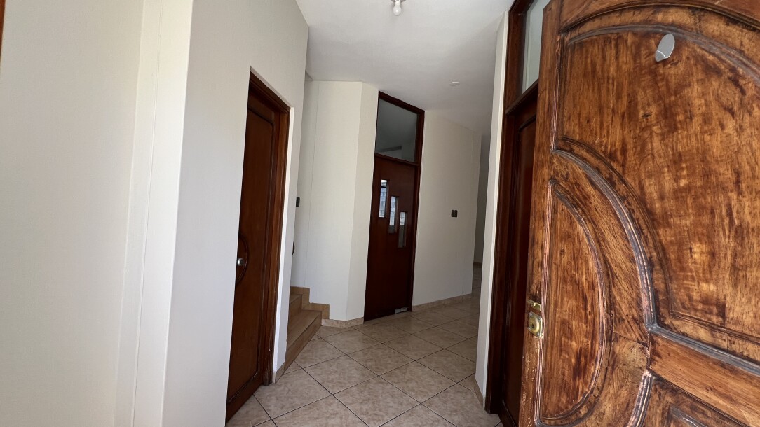 CASA En Urb. Santa María del Pinar-5