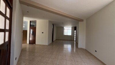 CASA En Urb. Santa Maria del Pinar