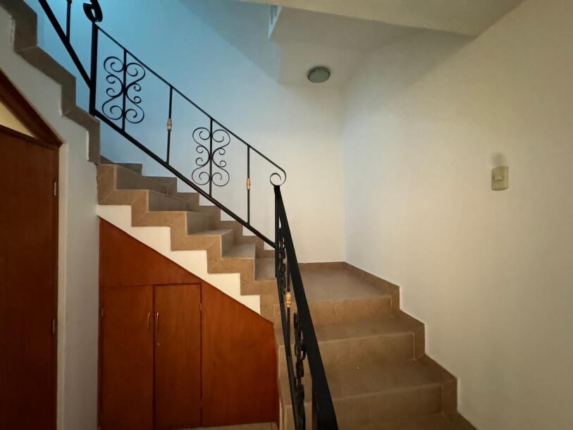CASA En Urb. Santa María del Pinar-10