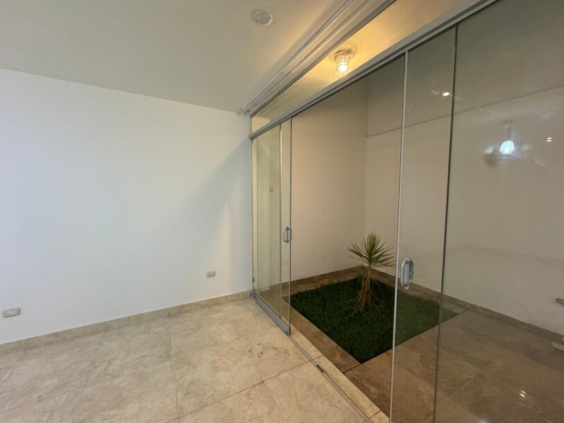 CASA En Urb. Santa María del Pinar-4