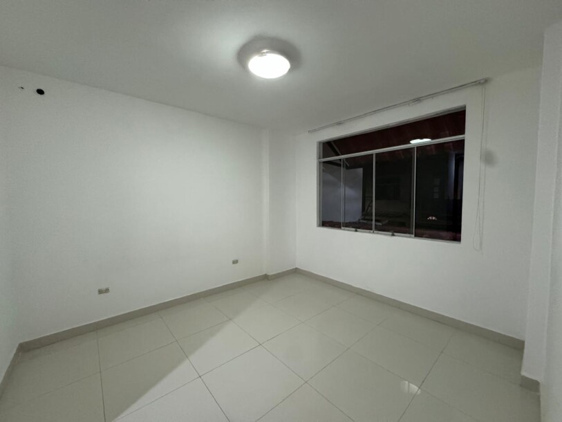 CASA En Urb. Santa María del Pinar-16