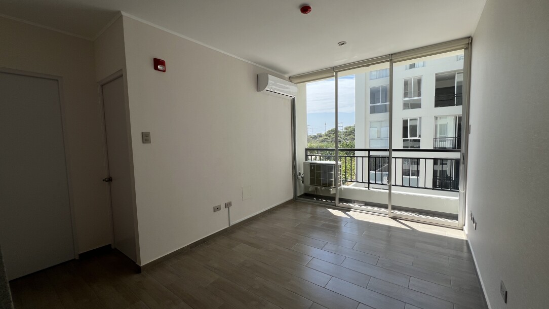 DEPARTAMENTO En Condominio Privado (semiamoblado/ amoblado)-1