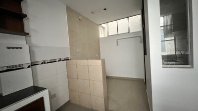 DEPARTAMENTO EN Urb. Los Geranios