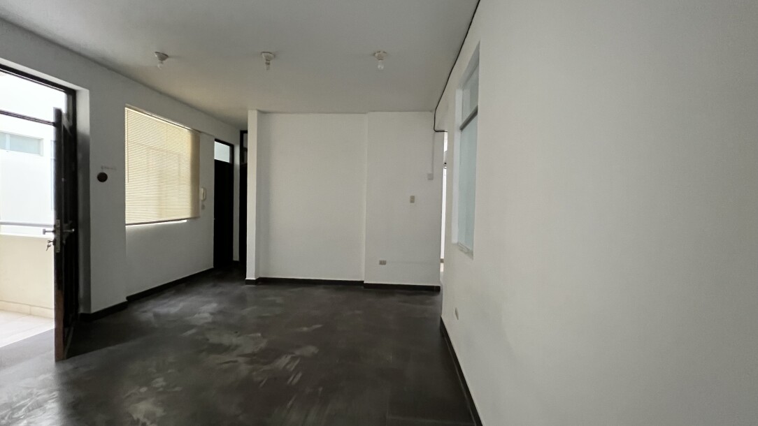 DEPARTAMENTO EN Urb. Los Geranios-2