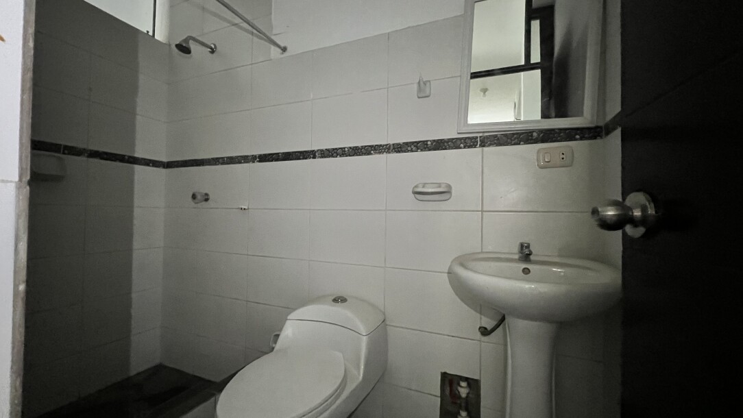 DEPARTAMENTO EN Urb. Los Geranios-9