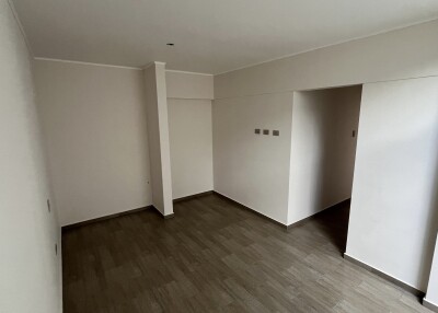 DEPARTAMENTO En Edificio Acacias del Chipe
