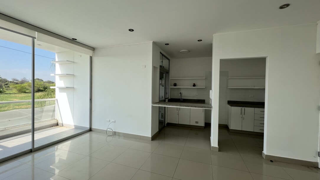 DEPARTAMENTO En Condominio Palmeras del Chipe-1