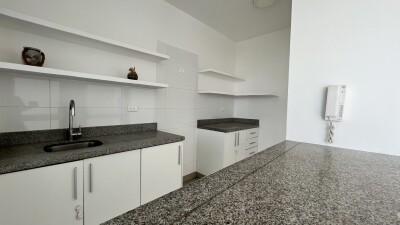 DEPARTAMENTO En Condominio Palmeras del Chipe