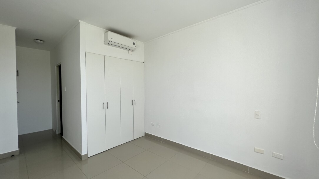 DEPARTAMENTO En Condominio Palmeras del Chipe-11