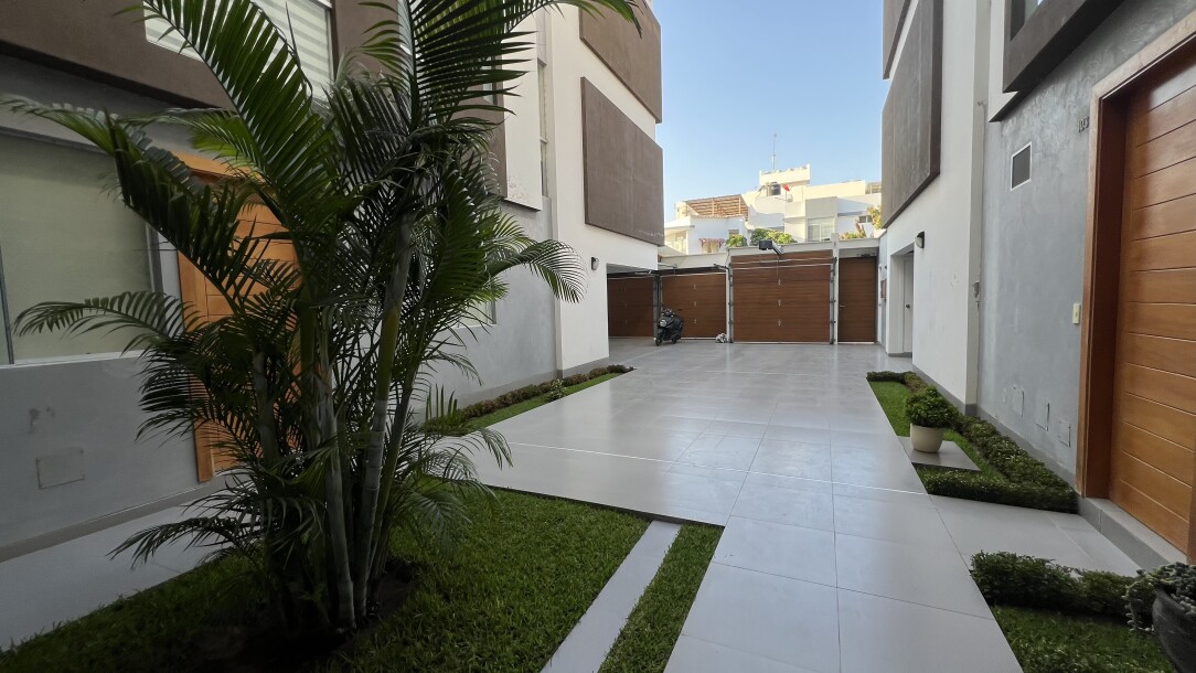 DEPARTAMENTO En Urb. Quinta Ana María-15