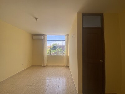 DEPARTAMENTO En Urb. Los Geranios