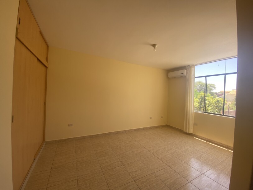 DEPARTAMENTO En Urb. Los Geranios-4