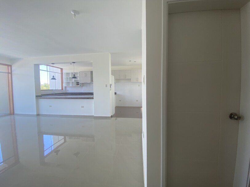DEPARTAMENTO En Urb. Quinta Ana María-2