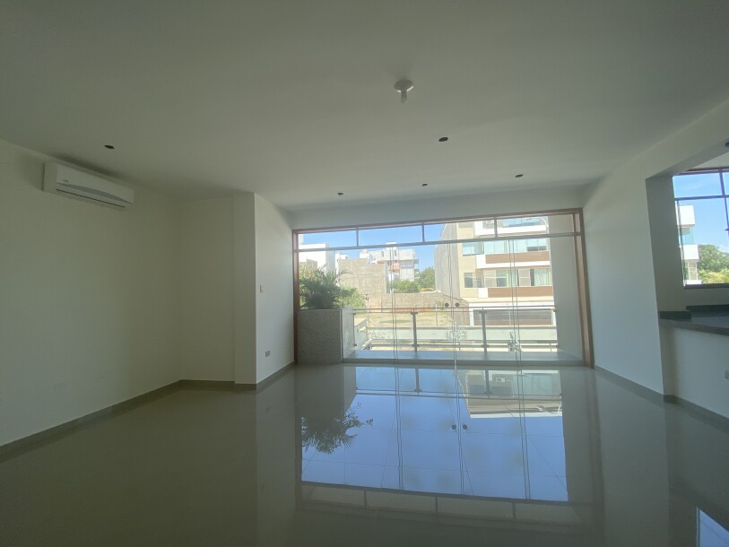 DEPARTAMENTO En Urb. Quinta Ana María-3