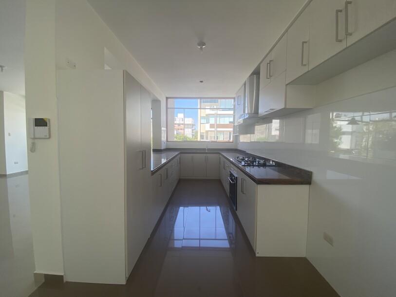 DEPARTAMENTO En Urb. Quinta Ana María-8