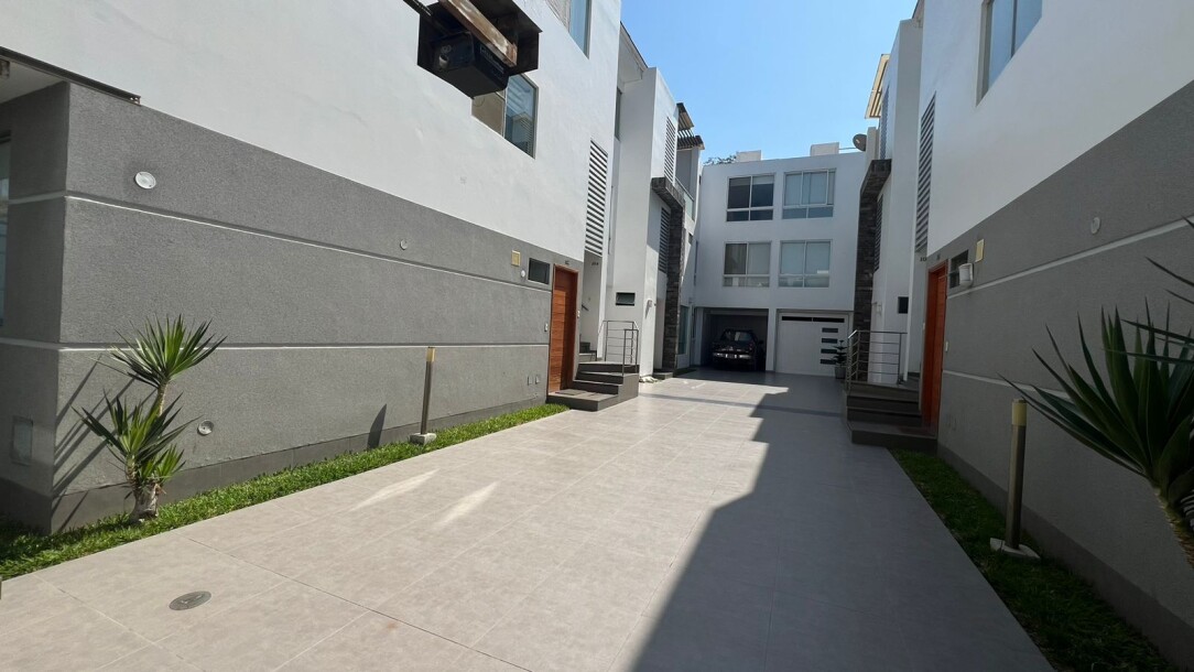 DEPARTAMENTO En Urb. Quinta Ana María-13